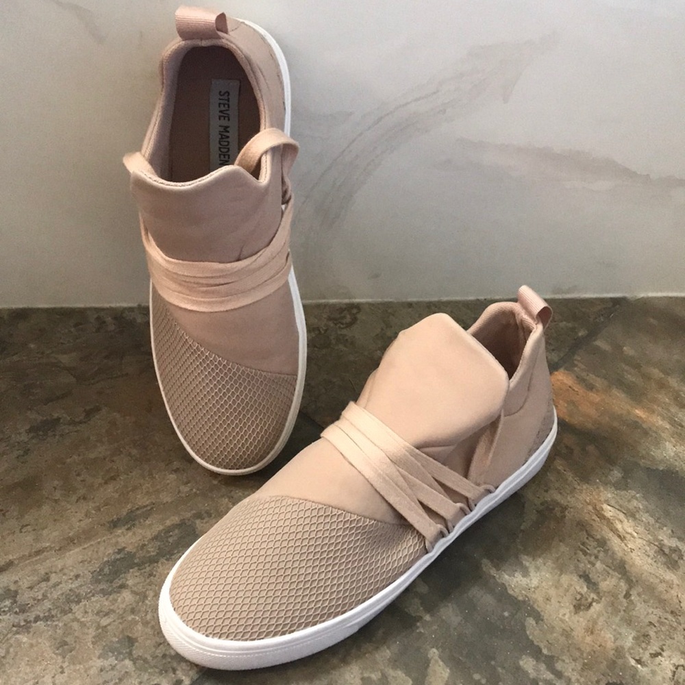 Steve Madden Sneakers